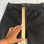 Old Navy  High Rise Wow Straight Leg Jeans Stretch Black Denim Size 8 Photo 9