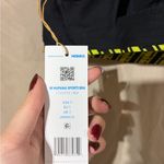 Hoka  sports bra Photo 2