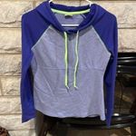 Moret Hoodie purple size small thumb holes Photo 0