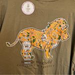 Simply Southern NWT Long Sleeve T-Shirt Size XL Floral Lion Tracker Conservation Photo 8