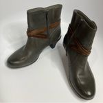 Rockport Cobb Hill‎ leather heeled boots size 8 Gray Photo 3