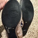 Bandolino NWOT  Shimmering Silver Flats size 9 Photo 6