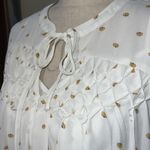 Kaari Blue  size medium women’s blouse ivory with decorative shell fan dot lined Photo 2