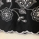 Donna Ricco Womens Embroidered Lined A Line Skirt Size 4 Black & White NWOT Photo 3