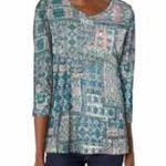 Gloria Vanderbilt Patterned blue top never worn Photo 0