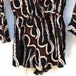 Indah  Shorts‎ Romper Photo 4