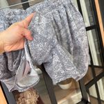 Lululemon  Hotty Hot Shorts II Long 4" Frozen Vista Alpine Multi Arctic running Photo 6