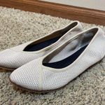Toms Size 7 Katie Knit Flat in Natural Beige Cream Photo 1