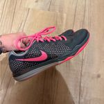Nike  Women's Dark Gray and Pink Athletic Shoes Photo 1