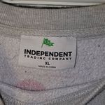 Independent Trading Company Womens Gray The‎ 27 Club Pink Skull Sweatshirt XL Photo 3