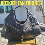 Botkier Fan Trigger black HOBO bag Photo 1