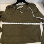 Madewell  Long Sleeve Cropped Crew Neck Top Olive Green EUC Size Medium Photo 5
