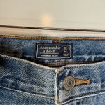 Abercrombie & Fitch Mom Jeans Distressed Size 14 Photo 2