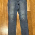 D. Jeans  women’s jeans size 6. Photo 0