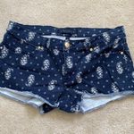 Juicy Couture Shorts Photo 0
