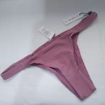 Vitamin A 
ROSE RIB CARMEN BOTTOM Photo 1