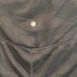 Yogalicious  Black Camo Leggings Size Small EUC Photo 5