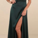 Lulus NWT  Women's Emerald Green Satin Flutter Sleeve Maxi Dress Size L Holiday Photo 0