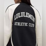 Lululemon  NWT Scuba Oversized Collegiate Jacket Graphic Black Ivory Size XS S Photo 5