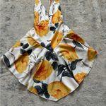Chic Me  Floral Sleeveless V-neck Romper White & Yellow Size L Photo 1