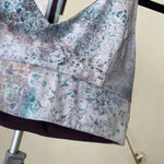 Lululemon  reversible retreat bra size 4 new sugar crush purple‎ blue Photo 2