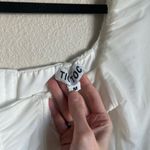 Tic Toc Chic White Ruched Long Sleeve Crop Top Photo 4