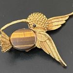 Vintage JJ Jonette Gold Tone Tigers Eye Belly Hummingbird Bird Mini Brooch 9g. Photo 3