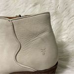 Frye Women's Carson Piping Boot Size 9 Gray Taupe Leather Western Block Heel Photo 5