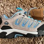 Pacific trail  Hiking Sneakers Women’s size 6 Photo 0
