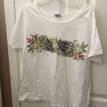 FINAL MARKDOWN Crazy shirt ladies tee large White Photo 0
