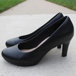 Clarks Women's Collection Adriel Viola Black Leather Dress Pumps Sz 8 Photo 0
