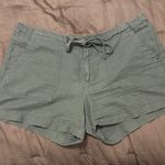 Gap Women's Sage Green Cargo Shorts Photo 0