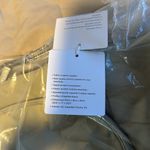 Lululemon  city adventurer tote 27L Photo 2