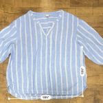 L.L.Bean 100% linen  vertical striped blue beachy blouse Photo 3