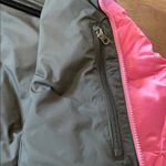 The North Face 550 Women’s Pink Satin Goose Down Puffer Jacket Size Medium Photo 11