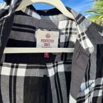 Kohls White and Black Flannel Photo 1