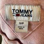 Tommy Hilfiger Tommy jeans women’s size small short sleeve sweatshirt with kangaroo pocket Photo 3