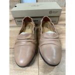 Clarks Jenette Ruby Slip Ons Praline Leather Size 9 NIB Office Cushion Soft Photo 4