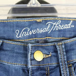 Universal Threads women's Universal Thread Jeans Photo 3