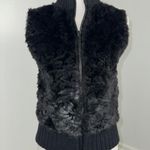 kim rogers Women’s Medium Faux Fur Knit Vest Black Zip Front Sleeveless Photo 0