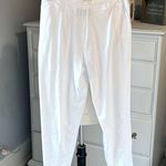 The Comfy Onque Casual White Knit Pants Womens Medium Business Casual Cropped Photo 3