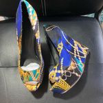 ALDO Satin Printed Fabric Jewel Tone Colorful Peep-Toe Platform Wedges Size 38 Photo 1