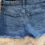 Gap Women’s Size 23  blue jean cutoff booty shorts Photo 2