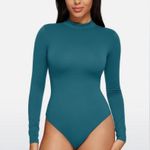 CRZ Yoga NWT  Butterluxe Long Sleeve
Bodysuit Mock Turtleneck in Borealis Green Photo 0