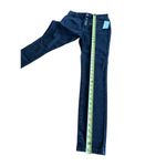 OAT New York Womens Button Photo 4