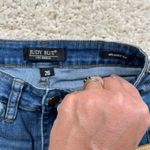 Judy Blue  Distressed Relaxed Fit Mid Rise Medium Wash Denim Jeans Women Size 26 Photo 5