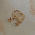 Britney Stars Pearl Hoops Set Gold Photo 1