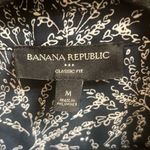 Banana Republic ✨ Classic Fit Floral Button Down Navy Sz Medium Shirt✨ Photo 2