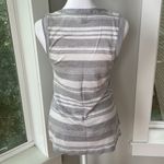 Banana Republic  100% Linen Gray and White Striped Scoop Neck Tank Size XS Photo 3