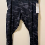 Athleta NWT  Camo Ultimate Stash Pocket 7/8 Tight Size‎ 2X Photo 0